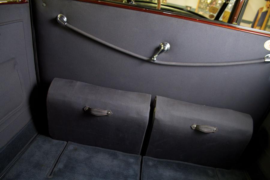  Lincoln Model L Limousine 1927 года  (фото 6 из 24)